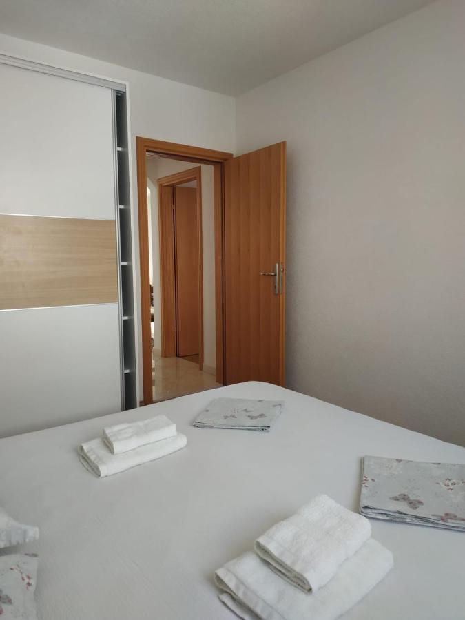 Apartments Gojevic Bol Exterior foto